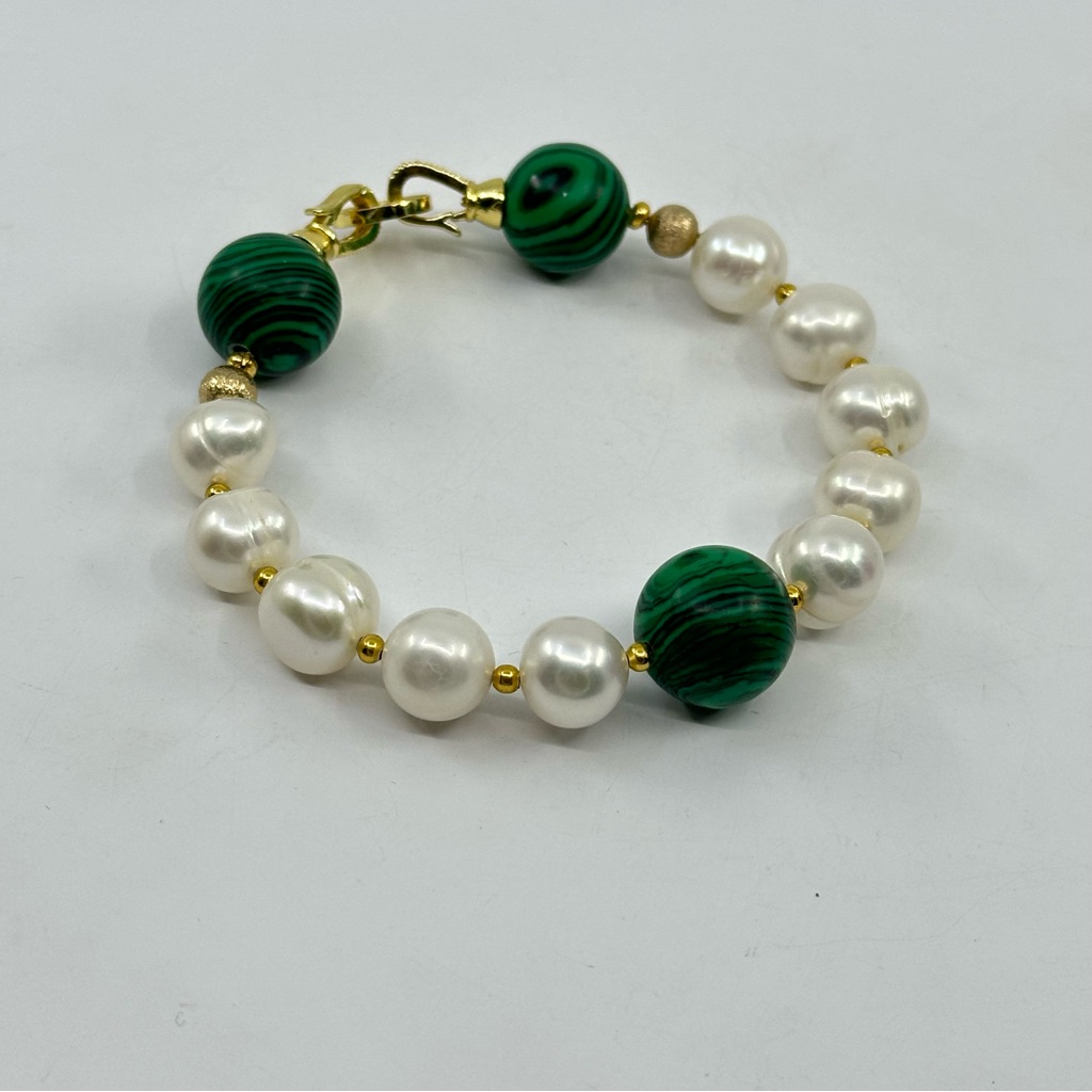 #357 New Handmade Pearl & Malachite Bracelet With Foldover Clasp 8.5”